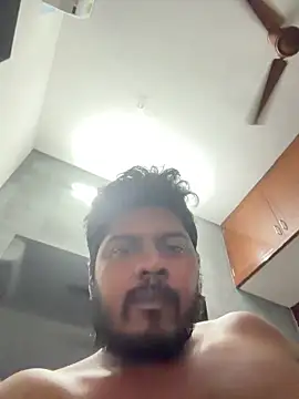 Worldwideshows13 online show from December 22, 2025, 6:38 pm