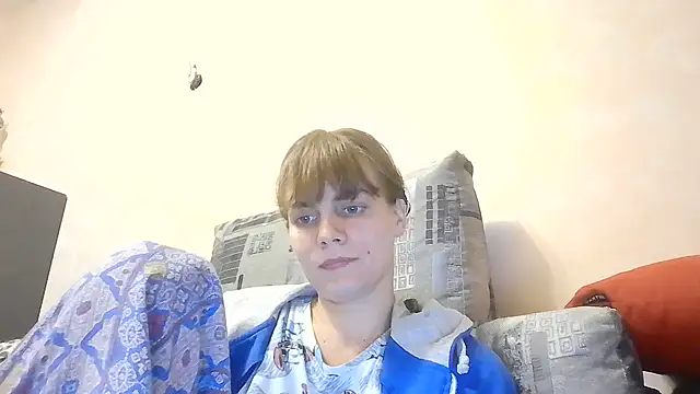 Snapshot of Loriven chatting on October 1, 2025, 7:20 pm Loriven online show from October 1, 2025, 7:20 pm