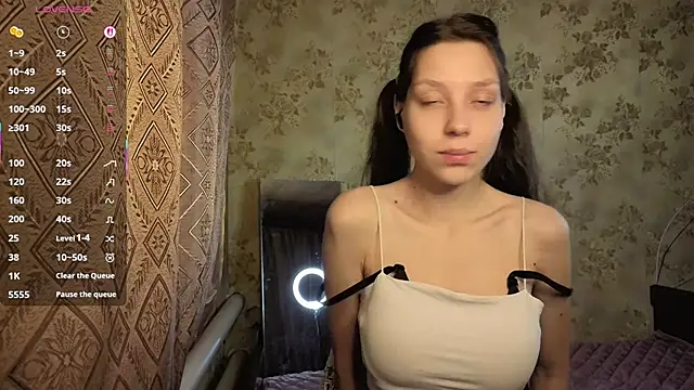 QutieDaSweet online show from February 2, 2026, 1:37 am