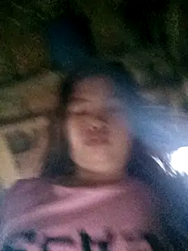 Luyen004 online show from February 24, 2026, 11:58 pm