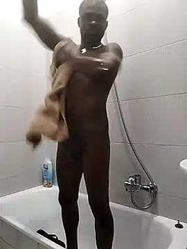 Kwasi-a online show from October 20, 2025, 4:40 pm