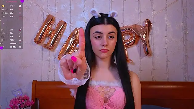 MelanieMooor online show from February 15, 2026, 6:26 pm