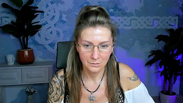 UmaSpace online show from September 22, 2025, 1:57 pm