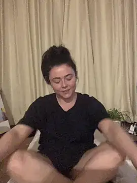 Mia Winters online show from March 1, 2026, 7:05 pm