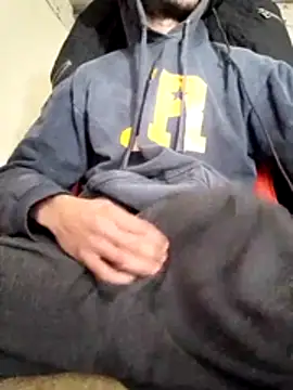 Snapshot of Djdashka chatting on July 12, 2026, 10:34 pm Djdashka online show from July 12, 2026, 10:34 pm