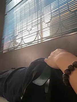 Snapshot of vila25cm chatting on September 15, 2025, 5:07 am vila25cm online show from September 15, 2025, 5:07 am