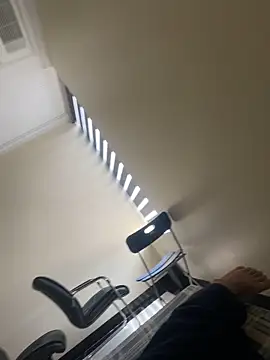 Snapshot of CZpublic chatting on October 4, 2025, 5:16 am CZpublic online show from October 4, 2025, 5:16 am