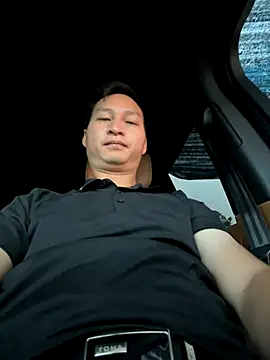 Snapshot of CZpublic chatting on October 18, 2025, 11:27 pm CZpublic online show from October 18, 2025, 11:27 pm