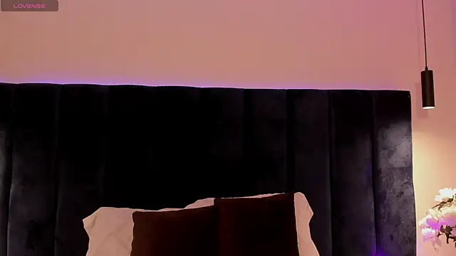 LiilyAdams online show from February 10, 2026, 8:13 pm