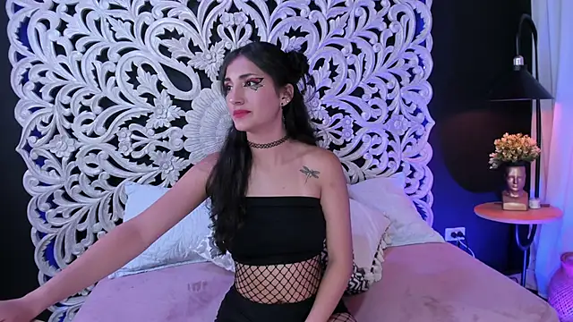 Snapshot of Keiiry_ chatting on October 8, 2025, 7:33 pm Keiiry  online show from October 8, 2025, 7:33 pm