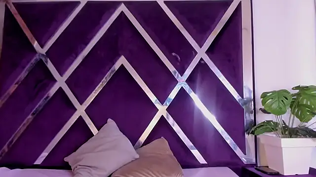 Snapshot of angelkyraasm chatting on February 5, 2026, 12:43 pm angelkyraasm online show from February 5, 2026, 12:43 pm