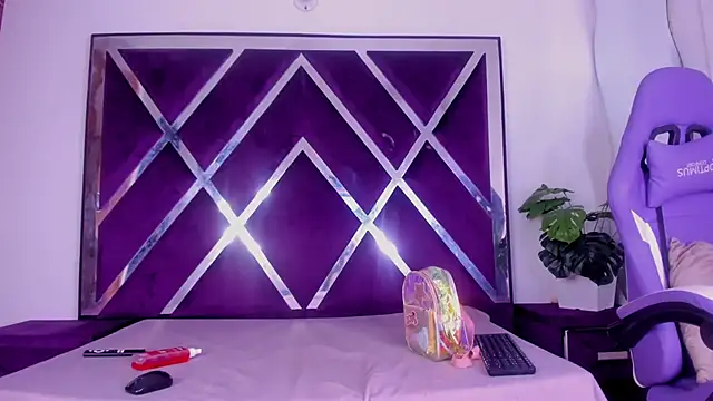 Snapshot of angelkyraasm chatting on February 25, 2026, 12:37 pm angelkyraasm online show from February 25, 2026, 12:37 pm