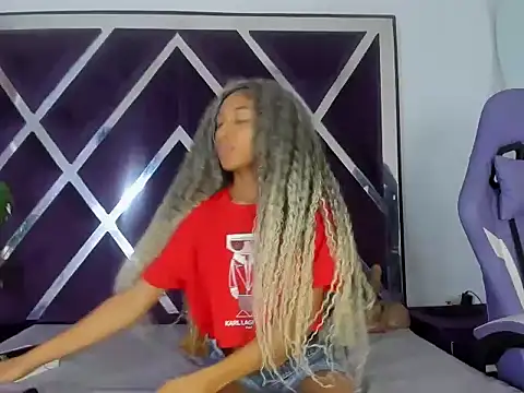 Snapshot of angelkyraasm chatting on April 11, 2026, 1:15 pm angelkyraasm online show from April 11, 2026, 1:15 pm