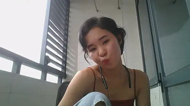 JennyCarpenter online show from October 4, 2025, 12:08 am