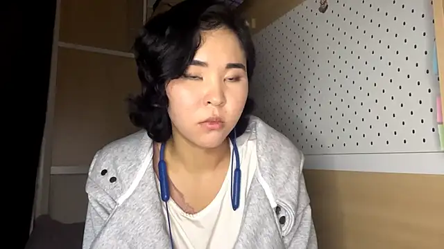 Snapshot of JennyCarpenter chatting on March 8, 2026, 2:04 am JennyCarpenter online show from March 8, 2026, 2:04 am