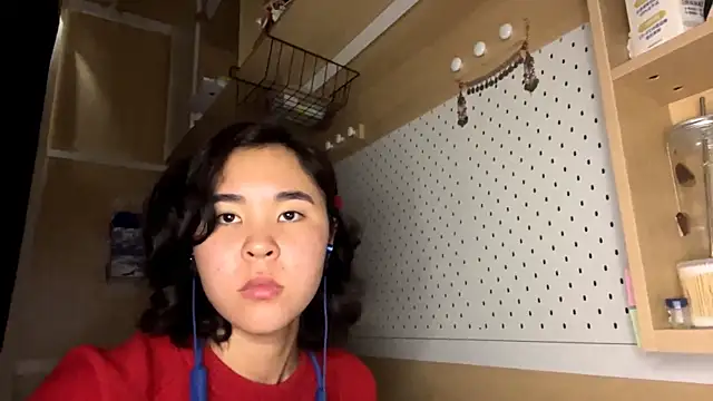 JennyCarpenter online show from April 22, 2026, 4:48 am