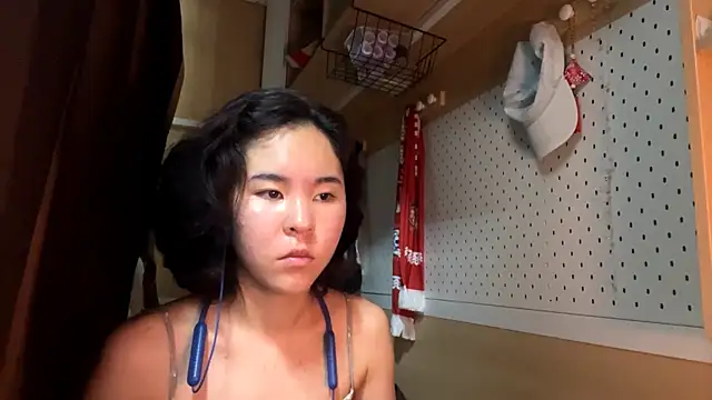 JennyCarpenter online show from June 14, 2026, 9:11 am
