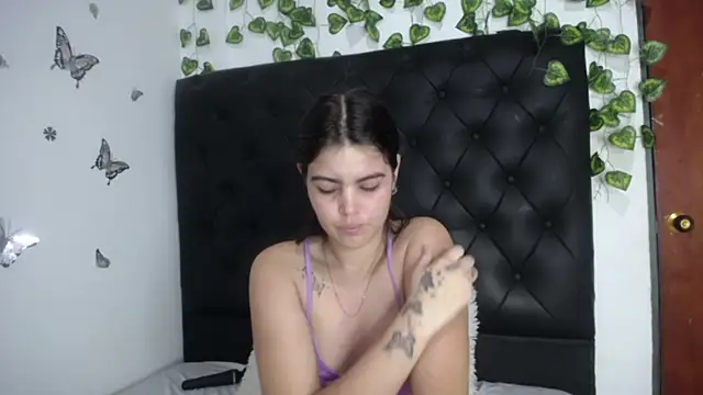 isabel 09 online show from March 22, 2026, 12:08 pm