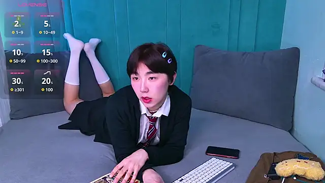 HeejinWang online show from March 9, 2026, 4:27 am