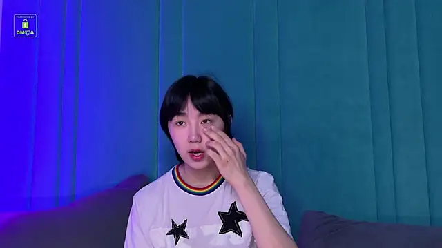 HeejinWang online show from May 5, 2026, 4:20 am