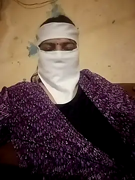 Love-890 online show from October 31, 2025, 5:47 pm