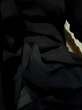 Aaisha-16 online show from November 18, 2025, 3:34 am