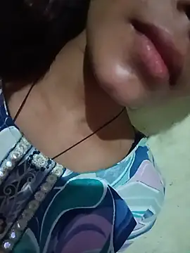 Snapshot of Aaisha-16 chatting on May 26, 2026, 2:07 am Aaisha-16 online show from May 26, 2026, 2:07 am