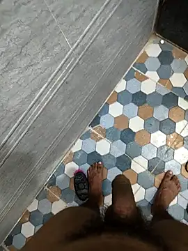 bold guy 1234 online show from October 4, 2025, 4:54 am