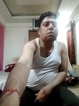 Love40777 online show from September 27, 2025, 4:56 pm