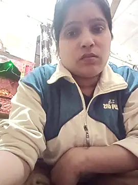 aliya-jaan71 online show from December 19, 2025, 4:03 pm