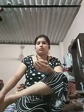 aliya-jaan71 online show from May 31, 2026, 4:36 pm