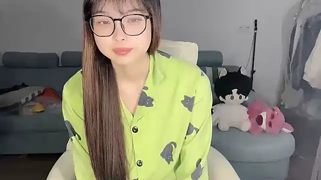 Akong11 online show from February 23, 2026, 4:32 am