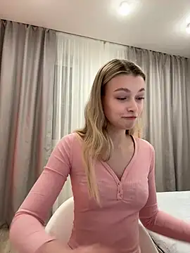 FriendlyFire 18 online show from April 18, 2026, 9:37 pm