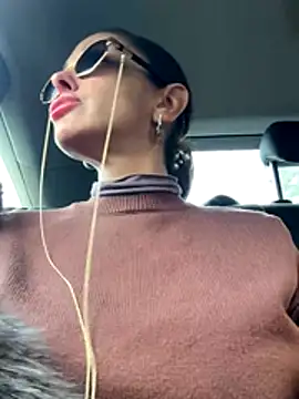 ainaht online show from December 18, 2025, 12:33 pm