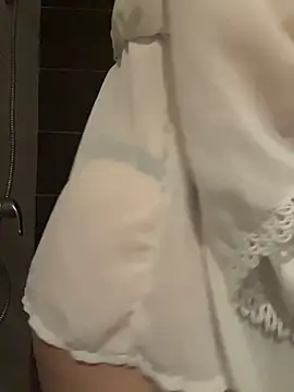 anonyme hot47 online show from April 2, 2026, 7:44 pm