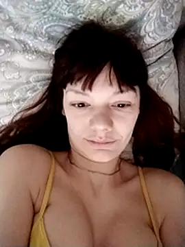 AliceSwan1122 online show from February 24, 2026, 1:20 pm