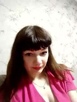 AliceSwan1122 online show from May 8, 2026, 7:41 pm