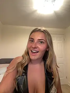 Snapshot of Sapphireroseee chatting on October 31, 2025, 4:52 pm Sapphireroseee online show from October 31, 2025, 4:52 pm