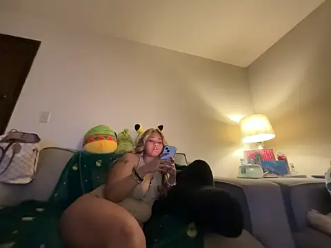 GoddessFatPuss online show from December 23, 2025, 5:05 am