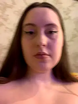 siennsky online show from October 21, 2025, 9:04 pm