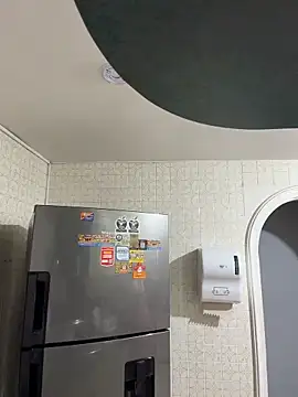 krisstenSantos online show from March 4, 2026, 2:23 pm