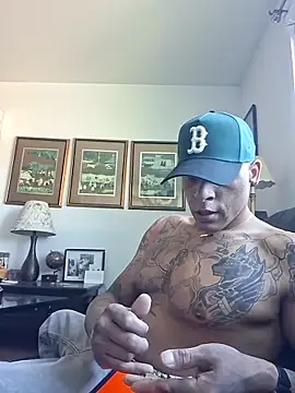 Snapshot of LaloSalamanca69 chatting on September 19, 2025, 12:50 pm LaloSalamanca69 online show from September 19, 2025, 12:50 pm