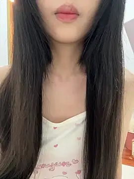 qiqi x online show from June 27, 2026, 3:28 pm