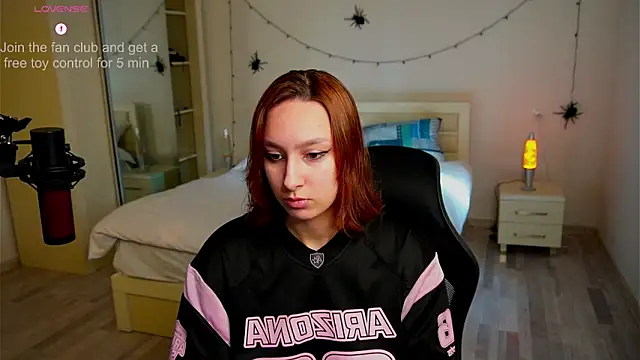 LilyannRosse online show from October 25, 2025, 7:05 am