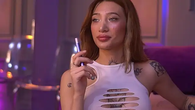 SiennaJayden online show from October 8, 2025, 5:21 pm