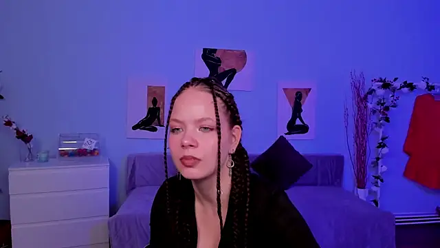 BetsyKiss online show from October 17, 2025, 5:54 am