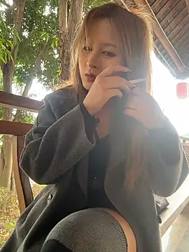 Snapshot of yuki_june chatting on March 7, 2026, 8:44 am yuki june online show from March 7, 2026, 8:44 am