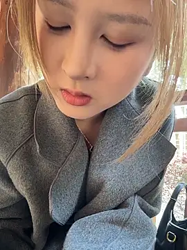 Snapshot of yuki_june chatting on March 12, 2026, 7:58 am yuki june online show from March 12, 2026, 7:58 am