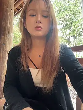 Snapshot of yuki_june chatting on March 19, 2026, 9:02 am yuki june online show from March 19, 2026, 9:02 am