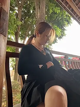 Snapshot of yuki_june chatting on March 28, 2026, 8:47 am yuki june online show from March 28, 2026, 8:47 am